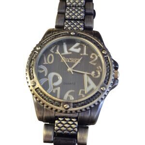 Decree Ladies Watch Metal gunmetal finish 36MM dial Fantasy dial BOHO Goth